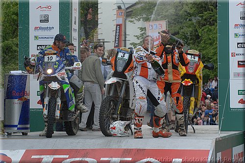podium_3.jpg