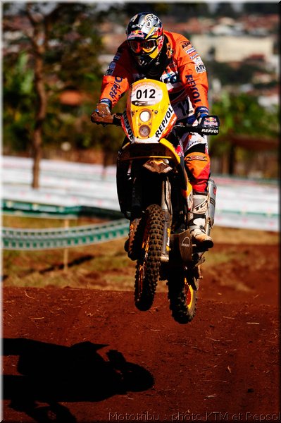 MOTO 