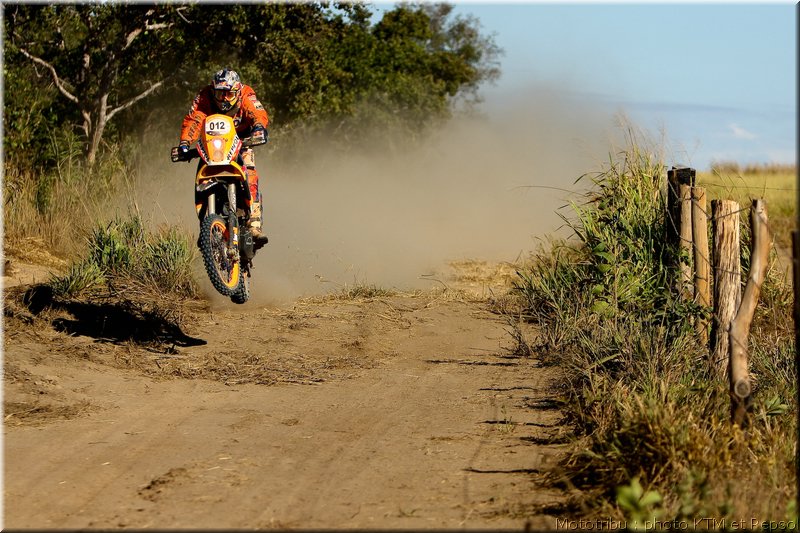 MOTO 