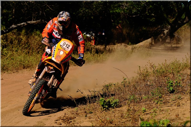 MOTO 