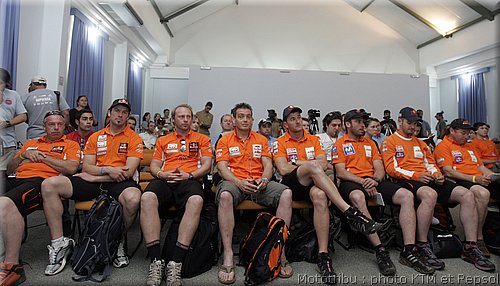 ktm_03.jpg