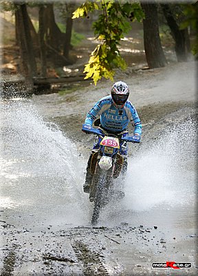 isde_0121_kokkinos_1.jpg