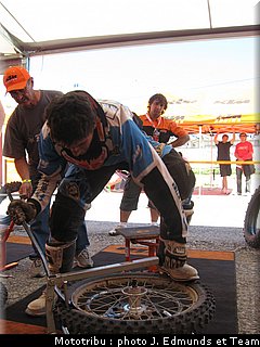 ktm_10.jpg