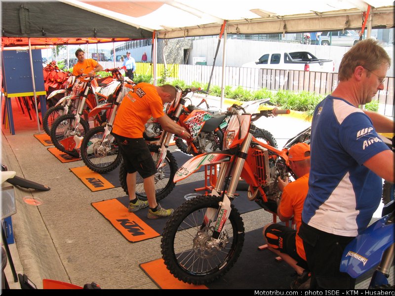 isde_2010_ktm_husaberg_01