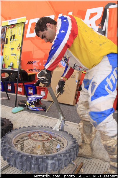 isde_2010_paddock_4