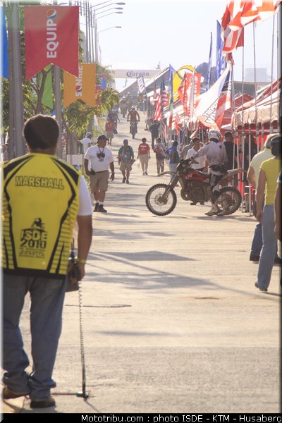 isde_2010_paddock_6