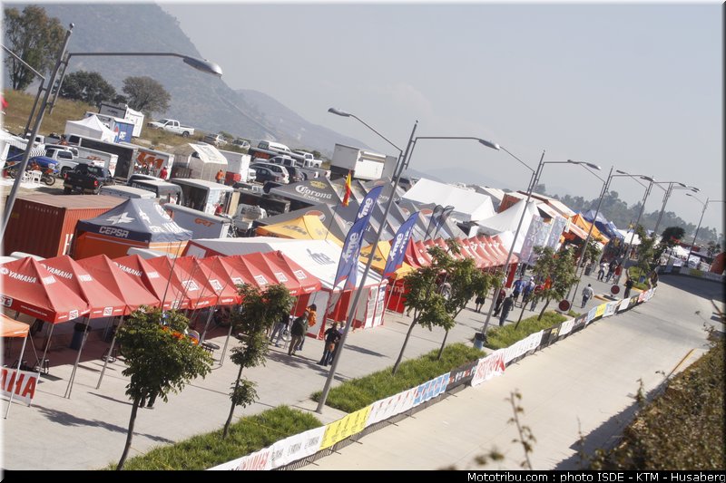 isde_2010_paddock_7