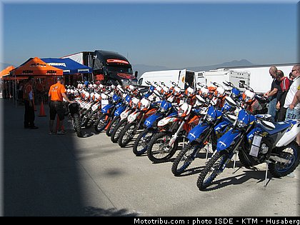 isde_2010_ktm_husaberg_06.jpg