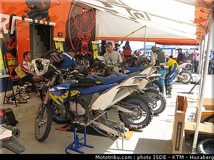 isde_2010_ktm_husaberg_11.jpg