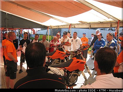 isde_2010_ktm_husaberg_14.jpg