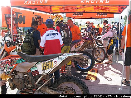 isde_2010_ktm_husaberg_18.jpg