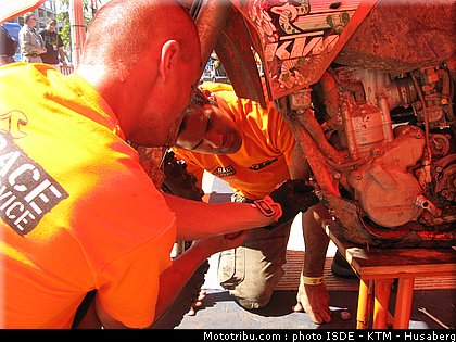 isde_2010_ktm_husaberg_26.jpg
