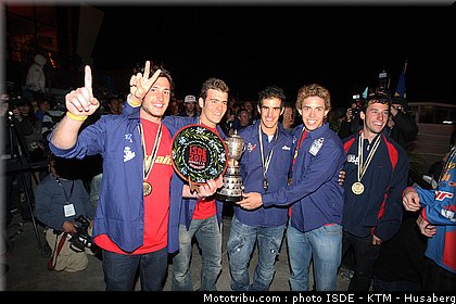 isde_2010_podiums_junior_espagne_1.jpg