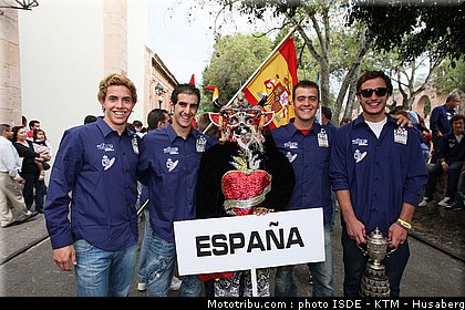 isde_2010_podiums_junior_espagne_2.jpg