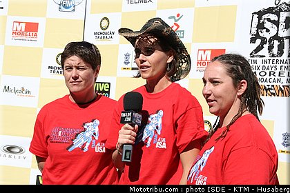 isde_2010_podiums_usa_femme.JPG