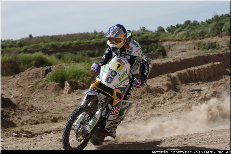 coma_017_dakar_2010