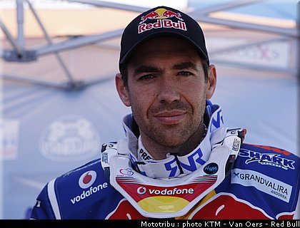 faria_003_dakar_2010.jpg