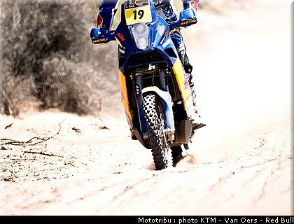 faria_036_dakar_2010.jpg