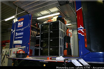 dakar_2011_preparation_ktm_15.jpg