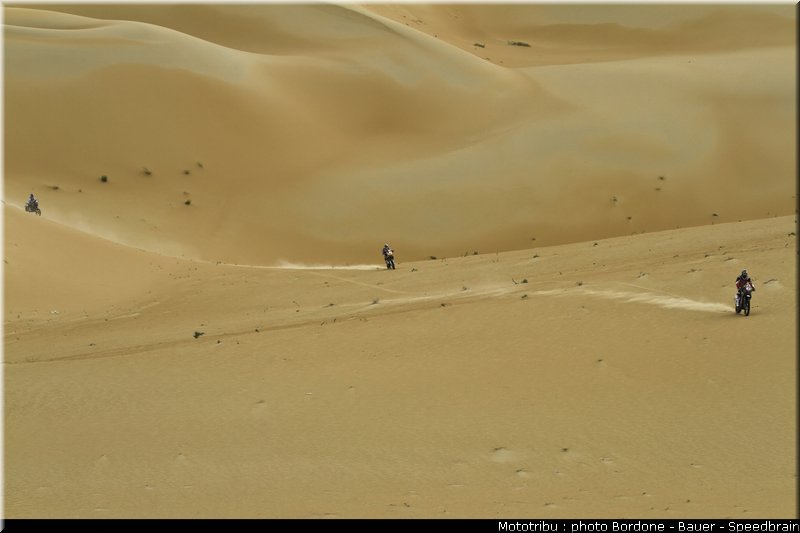 002_rallye_2012_abu_dhabi_desert_challenge