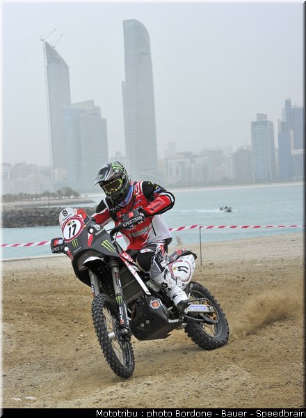 barreda_03_rallye_2012_abu_dhabi_desert_challenge