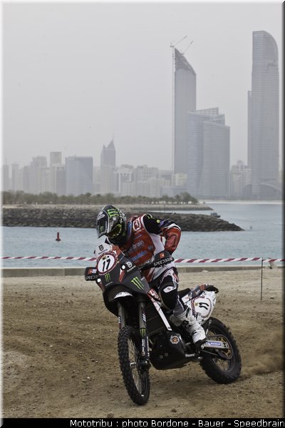 barreda_05_rallye_2012_abu_dhabi_desert_challenge