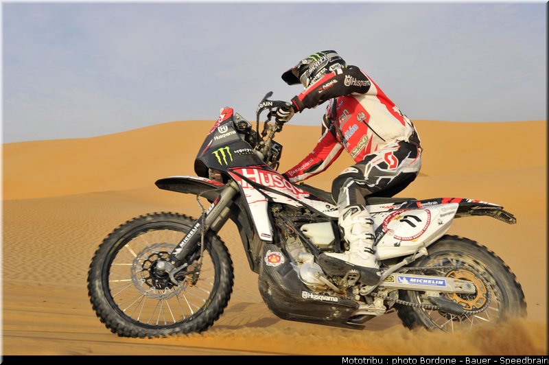 barreda_26_rallye_2012_abu_dhabi_desert_challenge