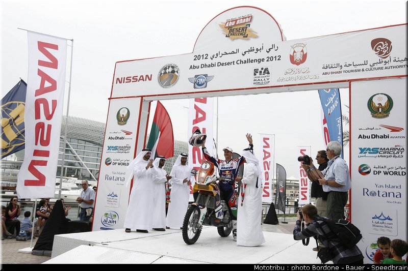 coma_04_rallye_2012_abu_dhabi_desert_challenge