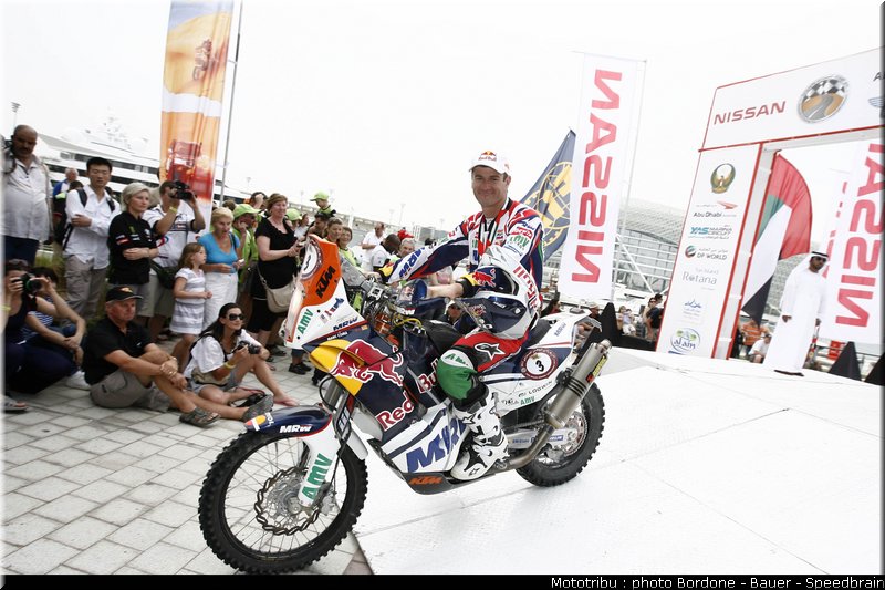 coma_05_rallye_2012_abu_dhabi_desert_challenge