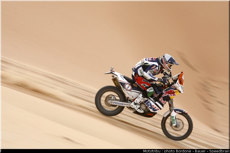 coma_07_rallye_2012_abu_dhabi_desert_challenge