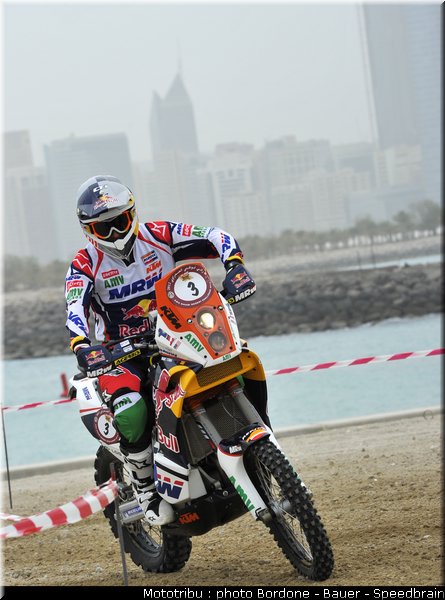 coma_16_rallye_2012_abu_dhabi_desert_challenge