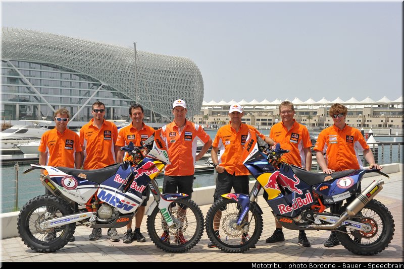 faria_coma_2_rallye_2012_abu_dhabi_desert_challenge