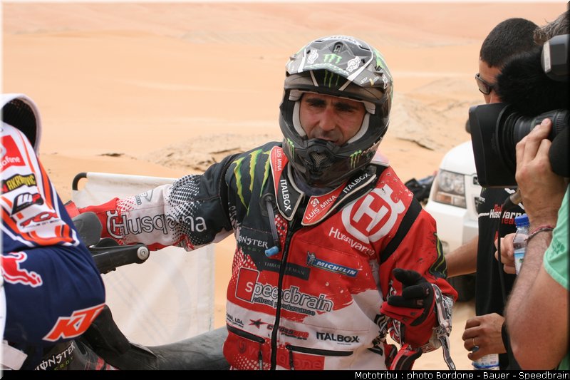 goncalves_34_rallye_2012_abu_dhabi_desert_challenge