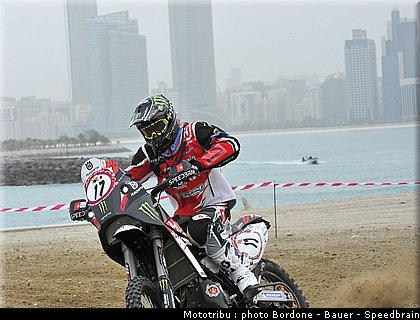 barreda_03_rallye_2012_abu_dhabi_desert_challenge.jpg