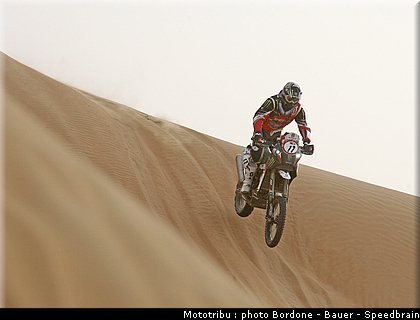 barreda_41_rallye_2012_abu_dhabi_desert_challenge.jpg