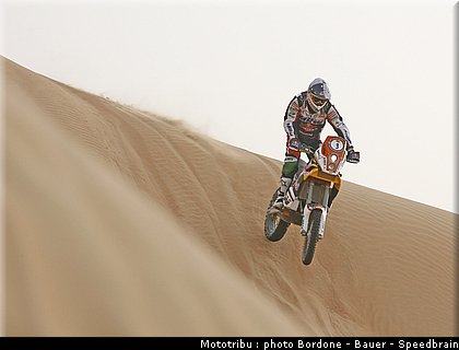 coma_02_rallye_2012_abu_dhabi_desert_challenge.jpg