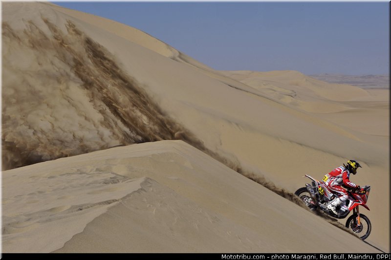 campbell_0002_dakar_2013