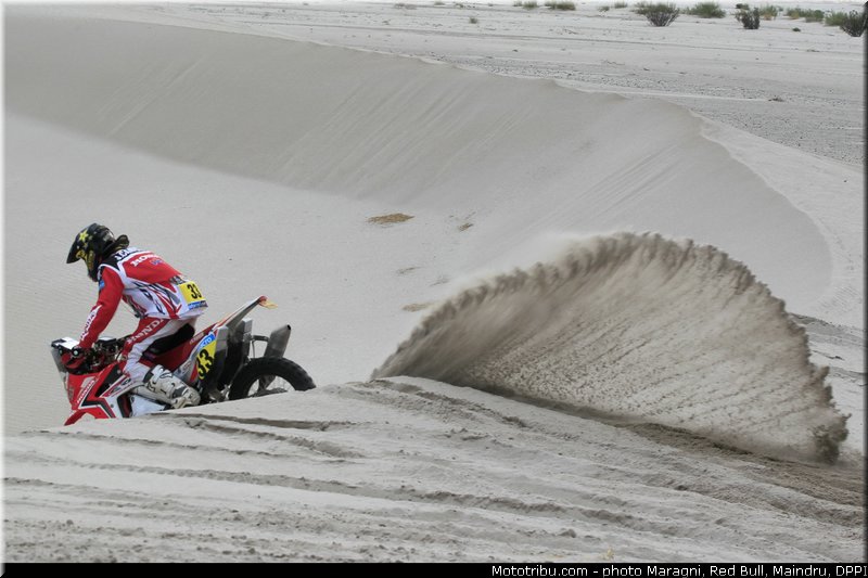 campbell_0011_dakar_2013