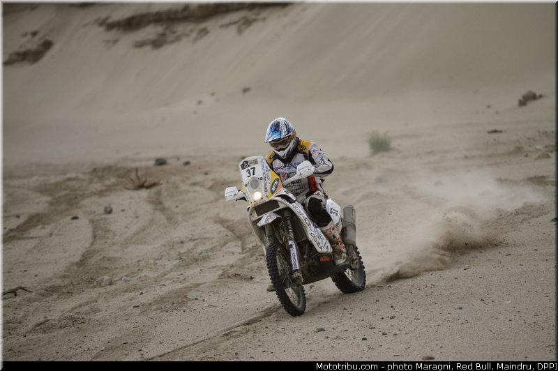 curtis_0009_dakar_2013