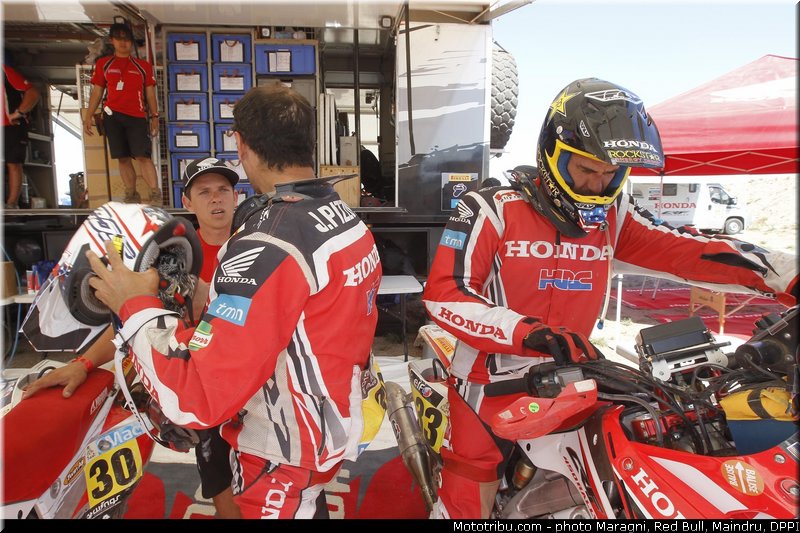hrc_0010_dakar_2013
