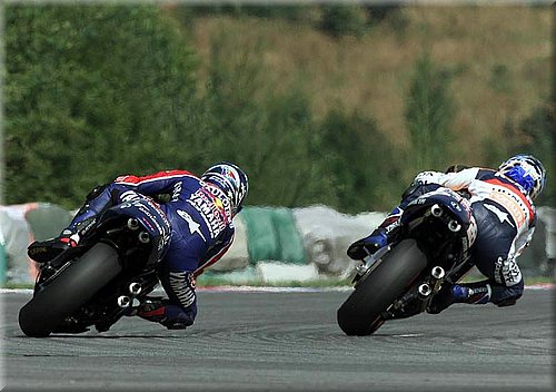 0063yamaha-mccoy2001_07.jpg