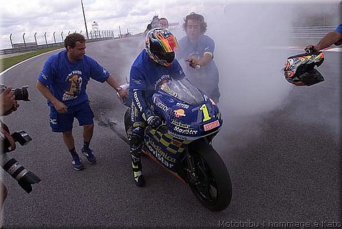2001-kato_020.jpg