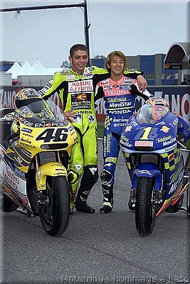 2001-kato_034.jpg