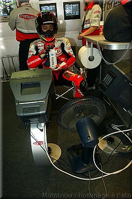 2002-kato_016.jpg