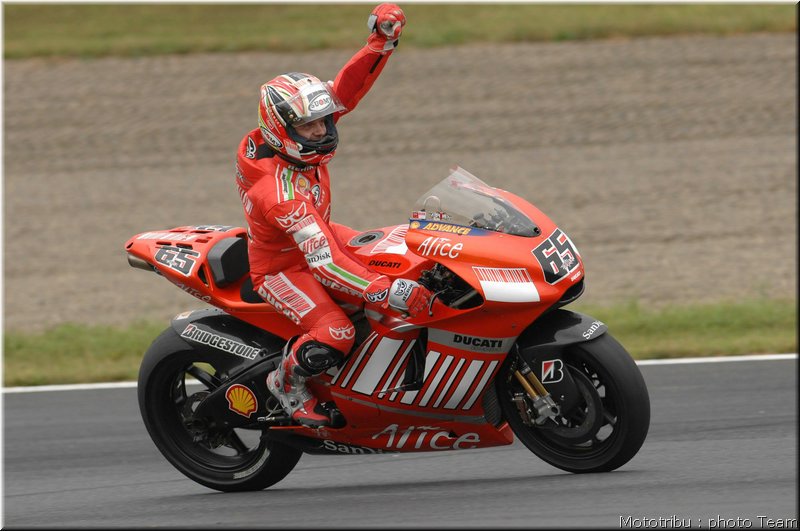 motogp_capirossi_1
