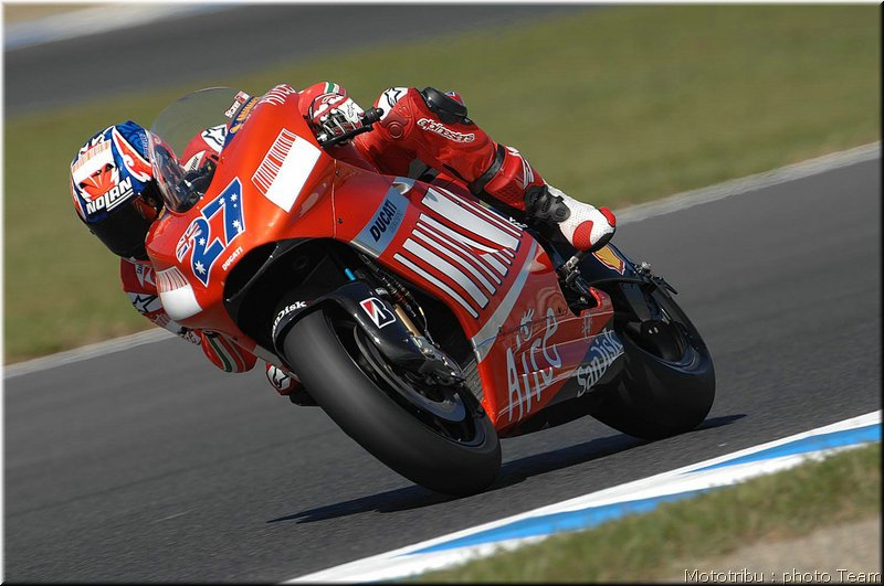 motogp_stoner_06