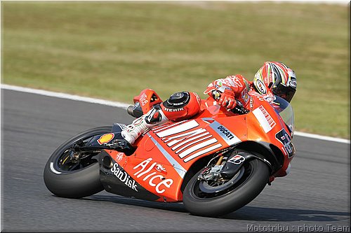 motogp_capirossi_4.jpg