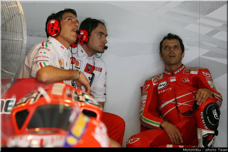 motogp_capirossi_1