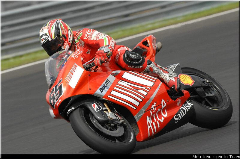 motogp_capirossi_2