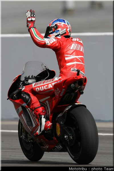 motogp_stoner_14